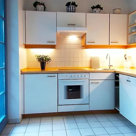 Eichenpark Haus 1 6 דירה *